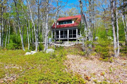 Sedgwick House | Rustic Chic Maine Cabin @ Diagonair near Sedgwick, Maine