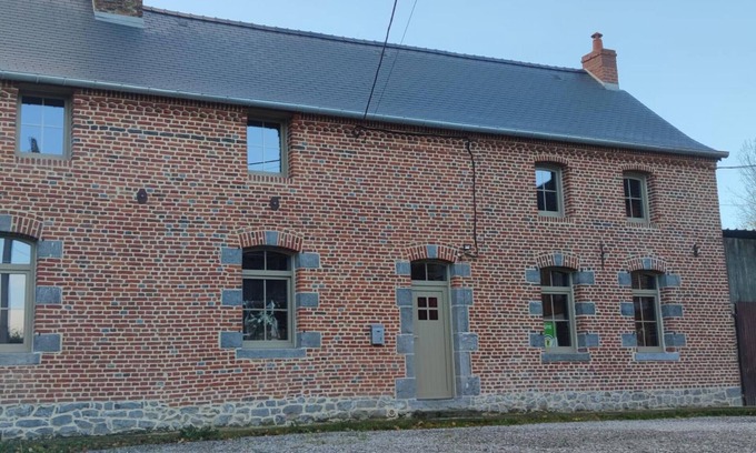Solre-le-Chateau Cottage | Rustic Cottage with Terrace and Park in Avesnois Nature Park
