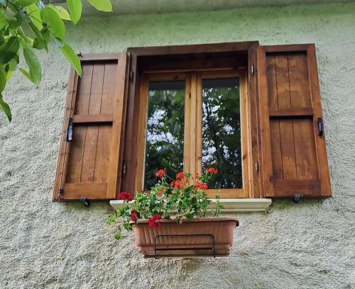 Roccamorice House | Rustic Italian House