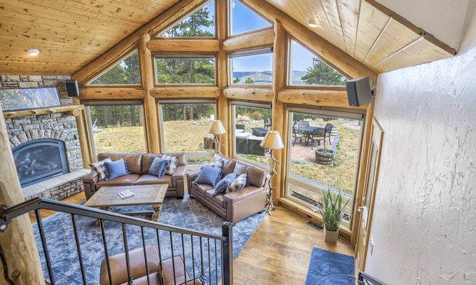 Woodland Park House | Rustic Luxury