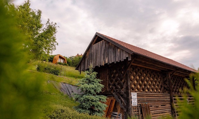 Slovenska Bistrica Apartment | Rustic Refuge Glamping with Hot-Tub and Sauna - Two Bedroom Apartment with Terrace