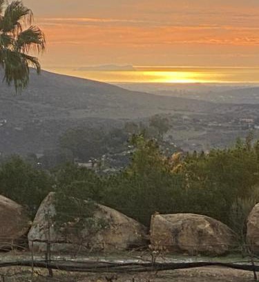 Jamul Resort | Rustic Ridge Vineyards Cottage