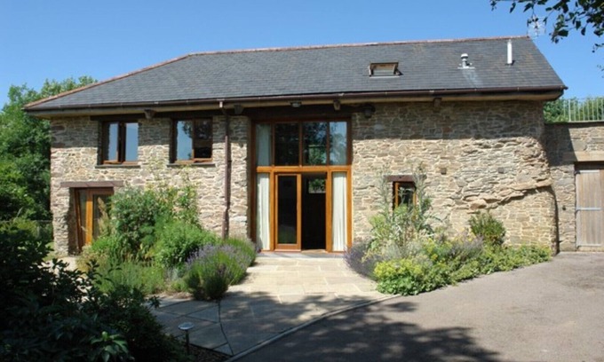 Ashburton House | Rustic Rural Barn Conversion