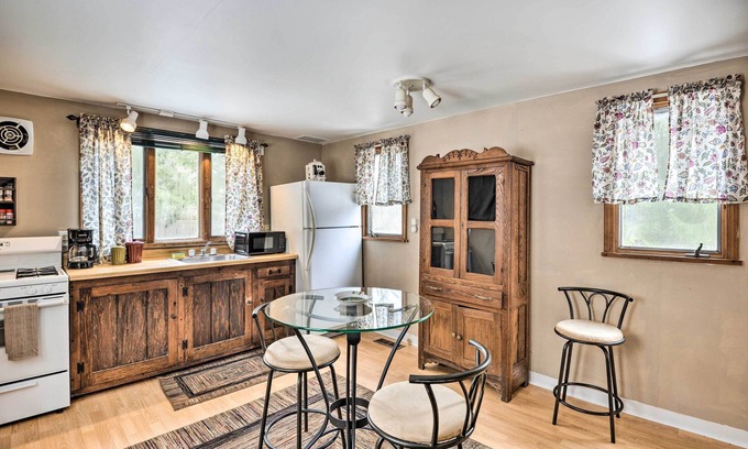 Unadilla Cottage | Rustic Unadilla Cottage on 15 Acres w/Pond!