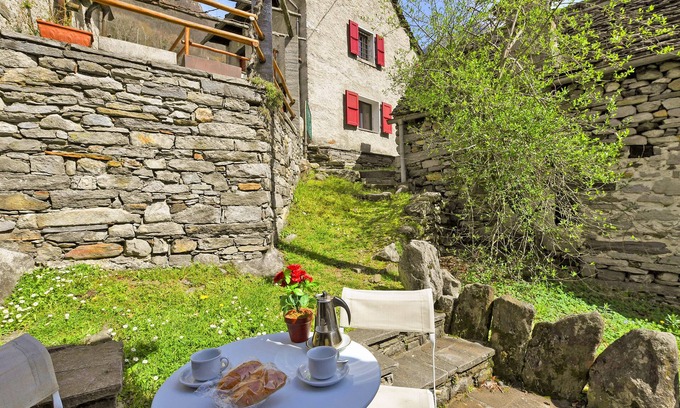 Lavertezzo Ski Chalet | Rustico Esterina, Lavertezzo, Val Verzasca, Switzerland