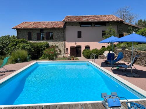 Clavesana House | Rustico im Piemont mit Panorama