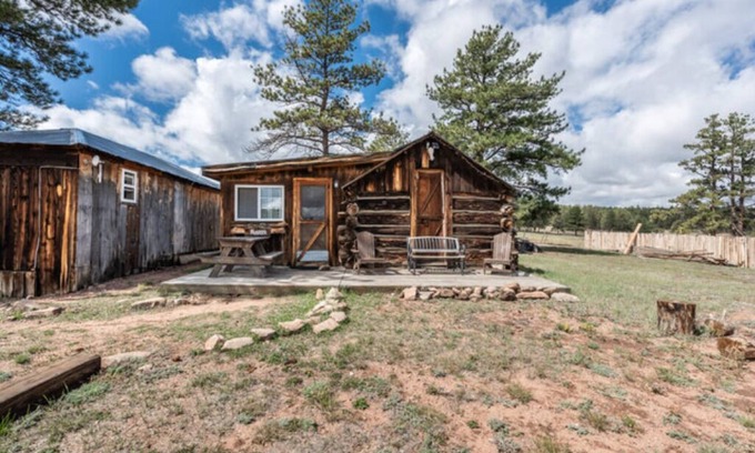 Lake George Cabin | Rustler Cabin - Kitchen included