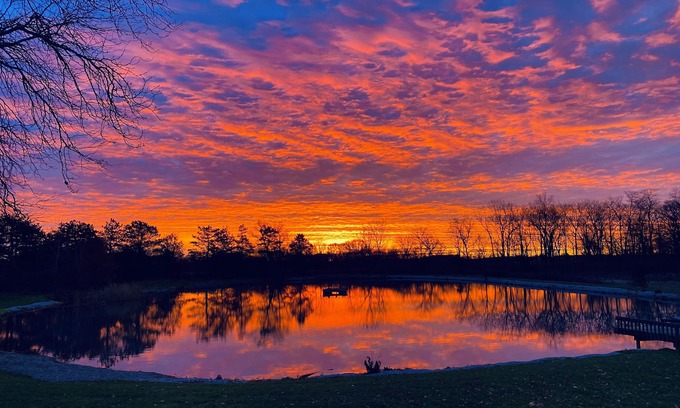 Lemoyne House | Rusty’s Loft w/pond views! 70 plus positive reviews!
