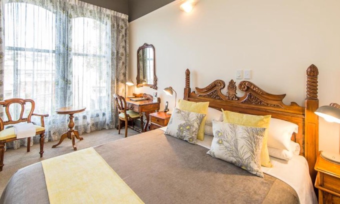Whanganui Hotel | Rutland Arms Inn