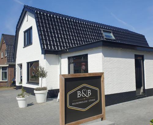 Ruinerwold Bed & Breakfast | Ruunerwoldse Stekkie met eigen badkamer