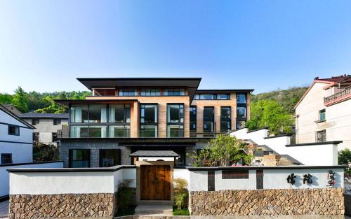 Tonglu County Hotel | Ruyuan Xiaomanli