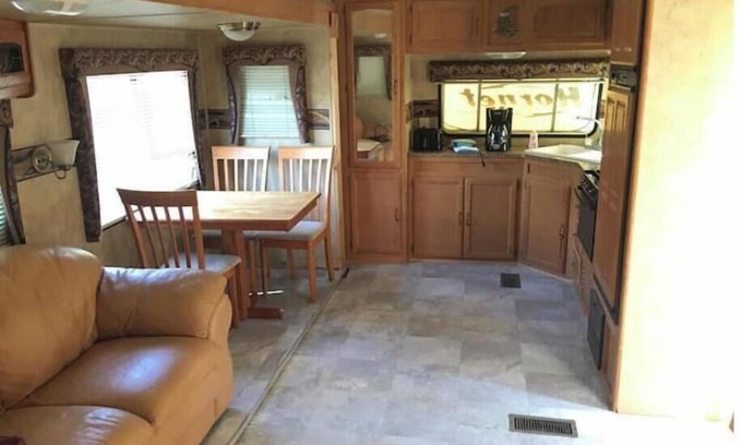 Onalaska House | RV#2 stay on Lake Livingston, large slide out