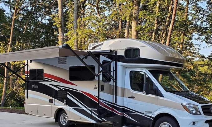 Blacksburg House | RV "In Style"-Only 5 minutes from Virginia Tech