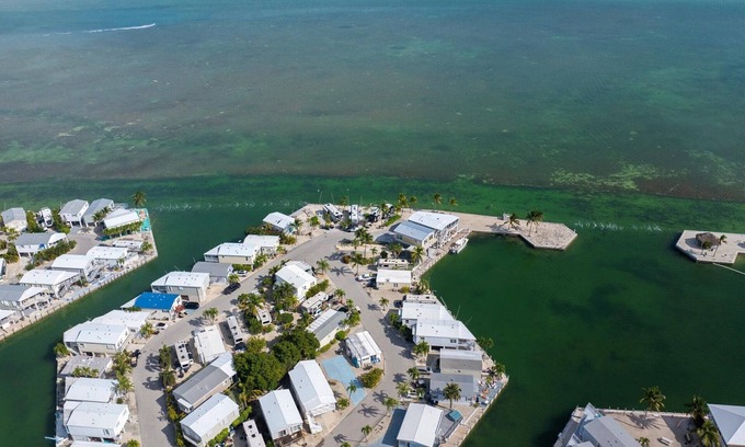 Cudjoe Key RV Rental | RV Lot 377 Venture Out, Waterfront Retreat, Accommodates large/oversized RVs