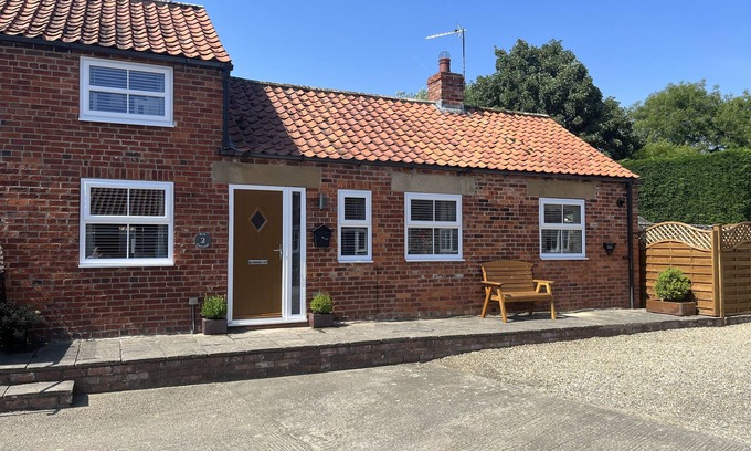 Scawton Cottage | RYE COTTAGE, family friendly, character holiday cottage in Pickering