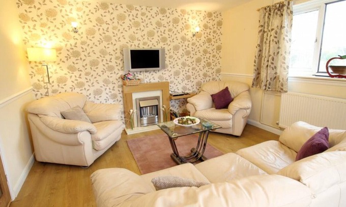 Bishopston House | Rye Ground Annexe - One Bedroom House, Sleeps 2