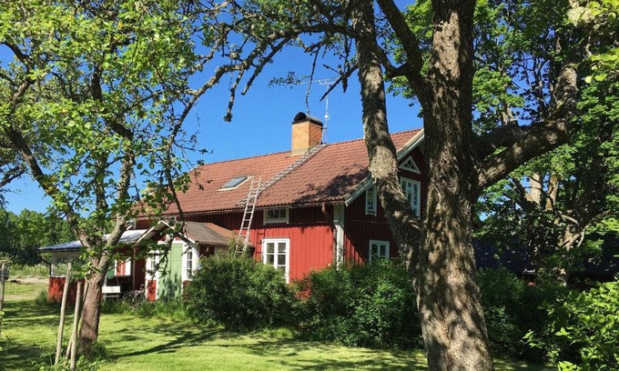 Edsbro Villa | Sättraby villa