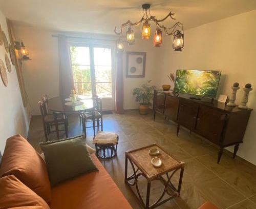 Belleme Apartment | Séjour tropical famille-Jungle house - Jardin privé