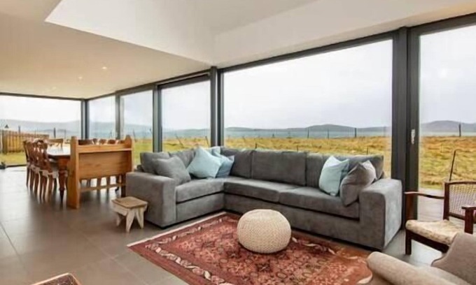 Drumchork House | Sòlas, Luxury coastal retreat
