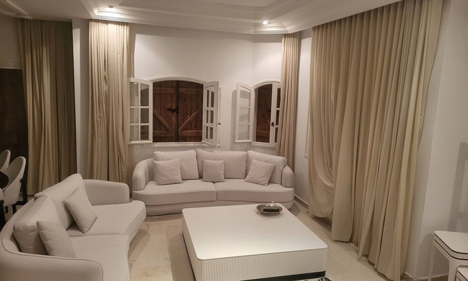 La Marsa Villa | S+6 VILLA+ SWIMMING POOL