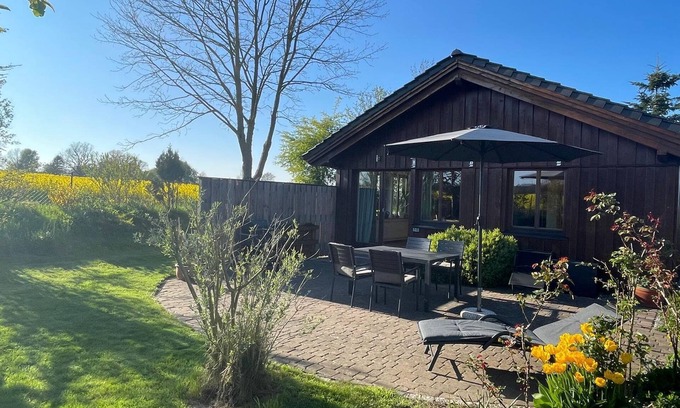 Gelting House | S Christa Ortmann - Das Ferienhaus am Feld