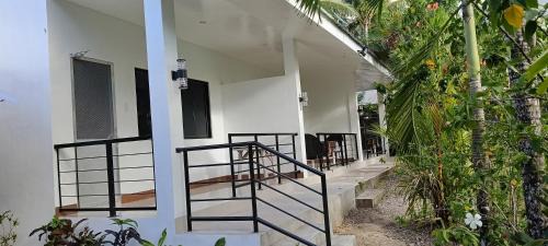 Yumbing House | S&Rs Cottages And Rentals