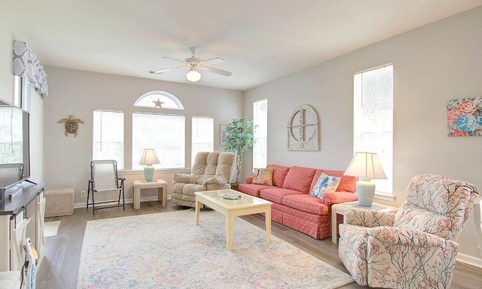 Sunset Beach Condo | S6D - Pet-friendly 3 bedroom/2 bath condo in Sandpiper Bay Sunset Beach