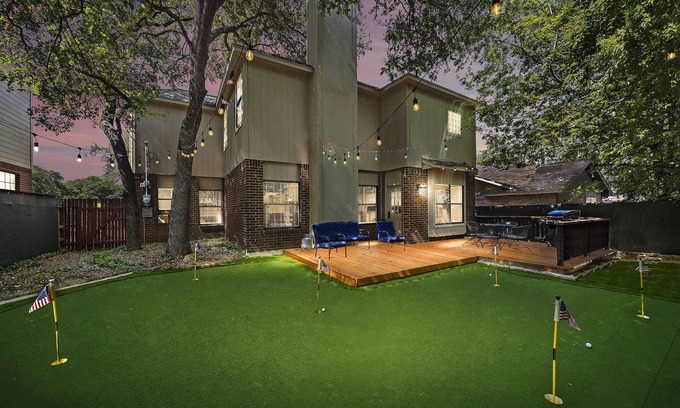 North San Antonio - SAT House | SA Golf Home Nr Six Flags | Wi-Fi | BBQ | Games