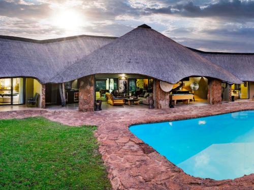 Madibeng Cabin | Sable Ranch Bush Lodge