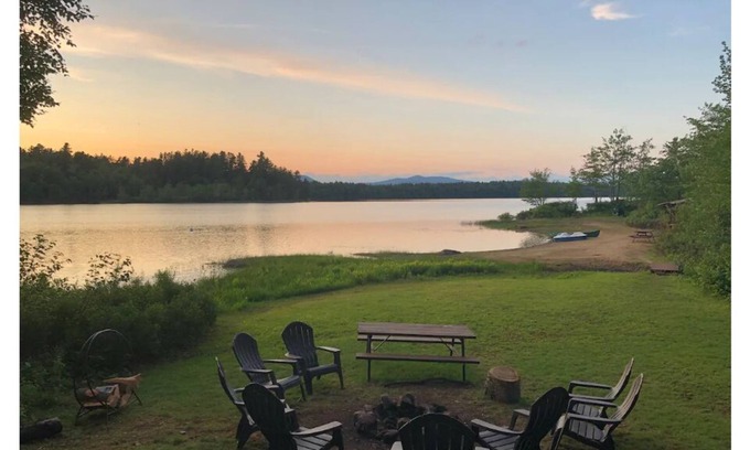 Lake Pleasant House | Sacandaga Lakehouse with 300’ direct lakefront!