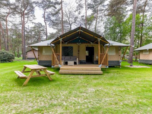 Vessem Other | Safaritent 7