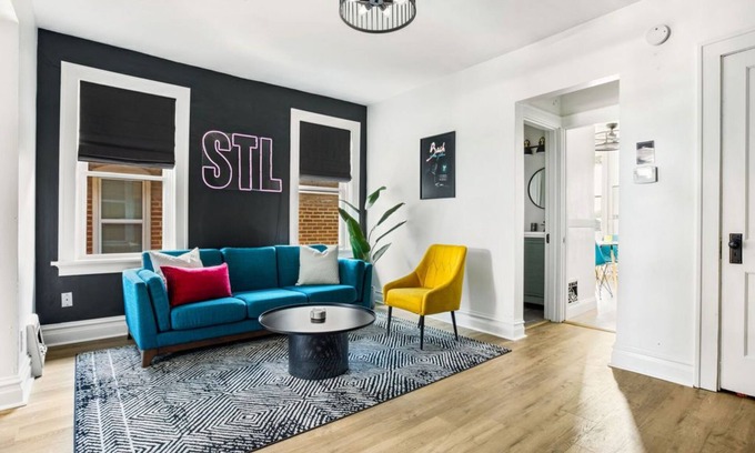 St. Louis Apartment | ▣ Safe & Cozy Apt ▣ Mid Term Rental ▣ Near Major Hospitals 🏥