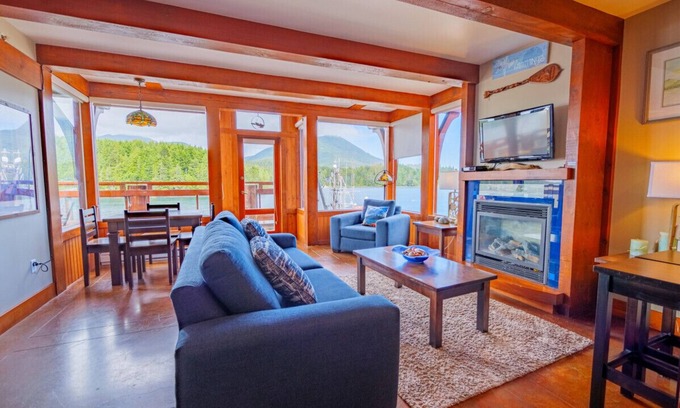 Ucluelet Apartment | Safe Harbour | Downtown King Bed + Inlet View