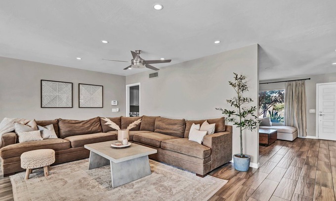 McCormick Ranch House | Safe Home in Sunny Scottsdale