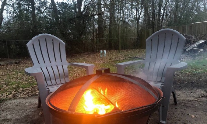 Pine Grove House | safe, quiet close to Hammond and interstates