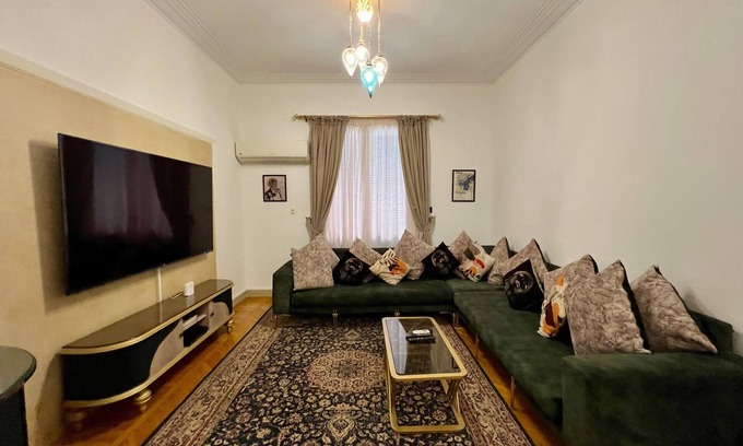 Downtown Cairo Apartment | Safest Location in Cairo, Near Pyramids & Museums