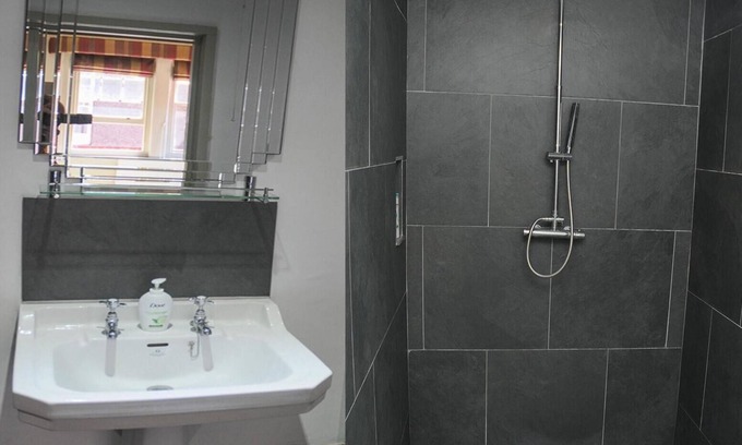 Eastbourne Apartment | Saffrons Apartment, Eastbourne
