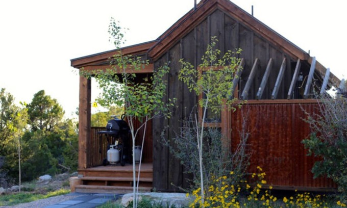 Moab Cabin | Sagewood Cabin @ Whispering Oaks, 20 miles from Moab!