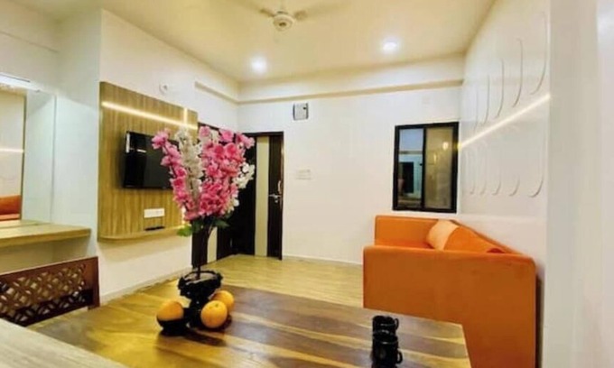 Ujjain Apartment | Saifuddin & Sons Modern Heaven