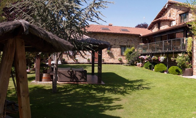 Manjiron Apartment | SAIKA Rural - House QUERCUS, for 4/5 people, Duplex