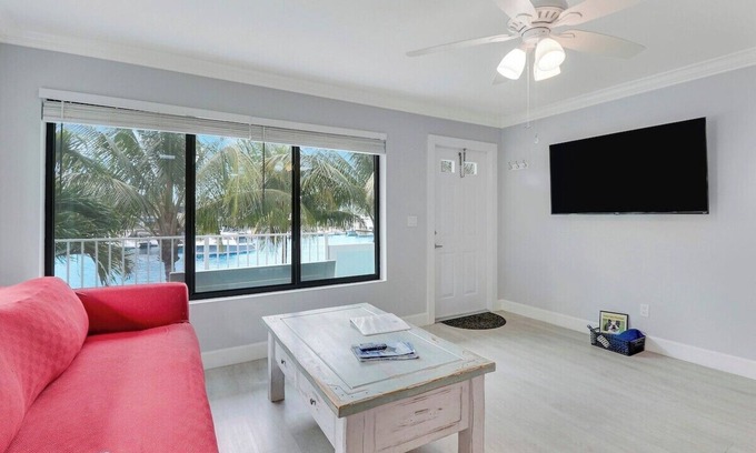 Stuart Apartment | Sailfish Suites - 12 - waterfront lodging