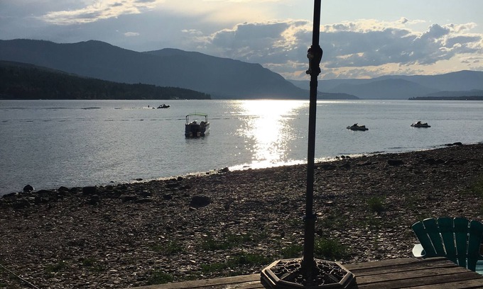 Blind Bay House | Sailing Suite on the Sunny Shuswap!