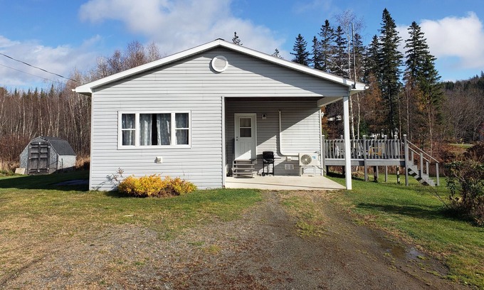 Saint David Cottage | Saint Andrews Cottage on Family Homestead