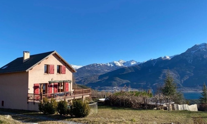 Saint-Apollinaire Villa | Saint Apollinaire: House/Villa - Saint-Apollinaire