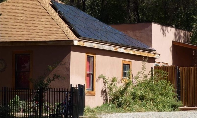 Historic Downtown Durango House | Saint Francis House ~ Downtown Durango *Sanitized & High Speed Wi-Fi*