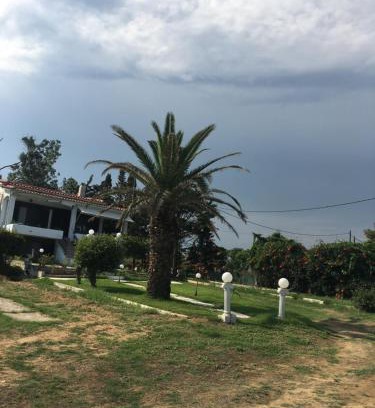 Lefkippos House | SAINT IOANNIS APARTMENTS ON THE BEACH