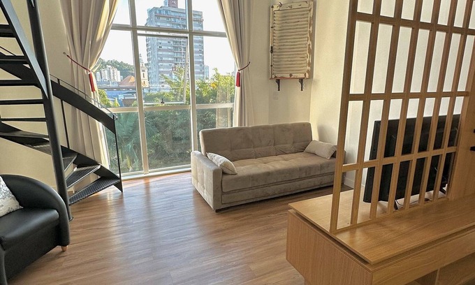 Czerniewicz Apartment | Saint Sebastian 307 Duplex no Centro.