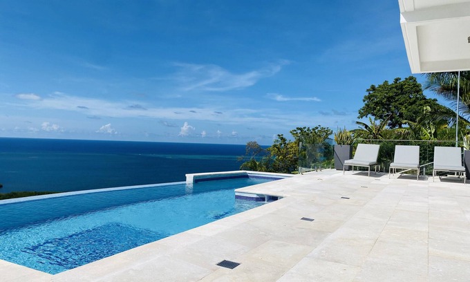 Pristine Bay House | Saints Ridge