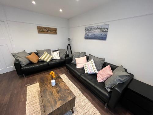 Oxford House | Sakura,sleeps 8 Netflix