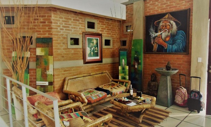 Escazu Bed & Breakfast | Salamandra Room
